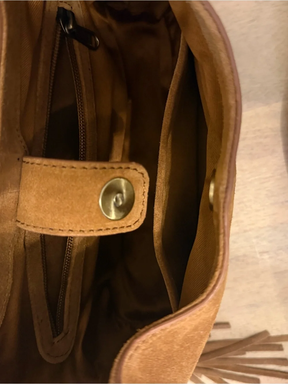 Leather Suede Fringe Hand Bag/Crossbody Bag in Camel, NWT